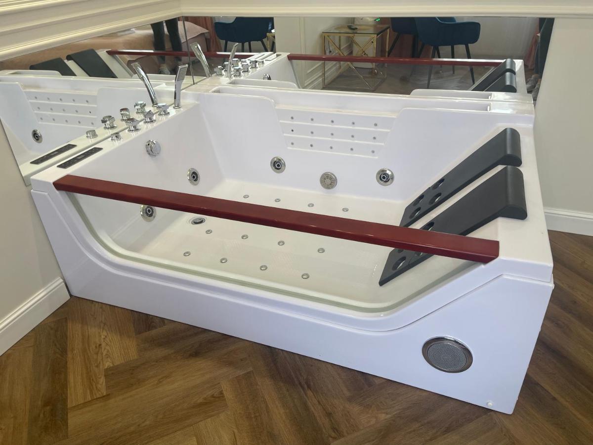 Apartament Glamour Prywatne Jacuzzi Starowislna Краков Экстерьер фото